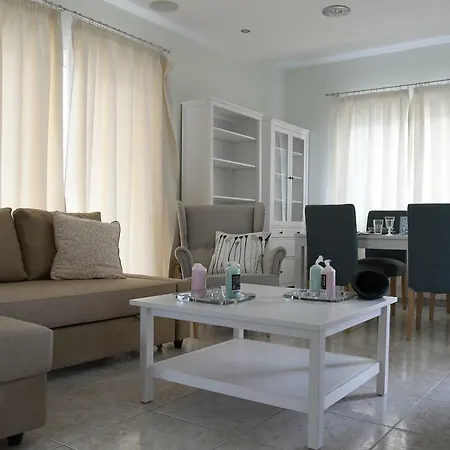 Elegant In - 4th Floor *